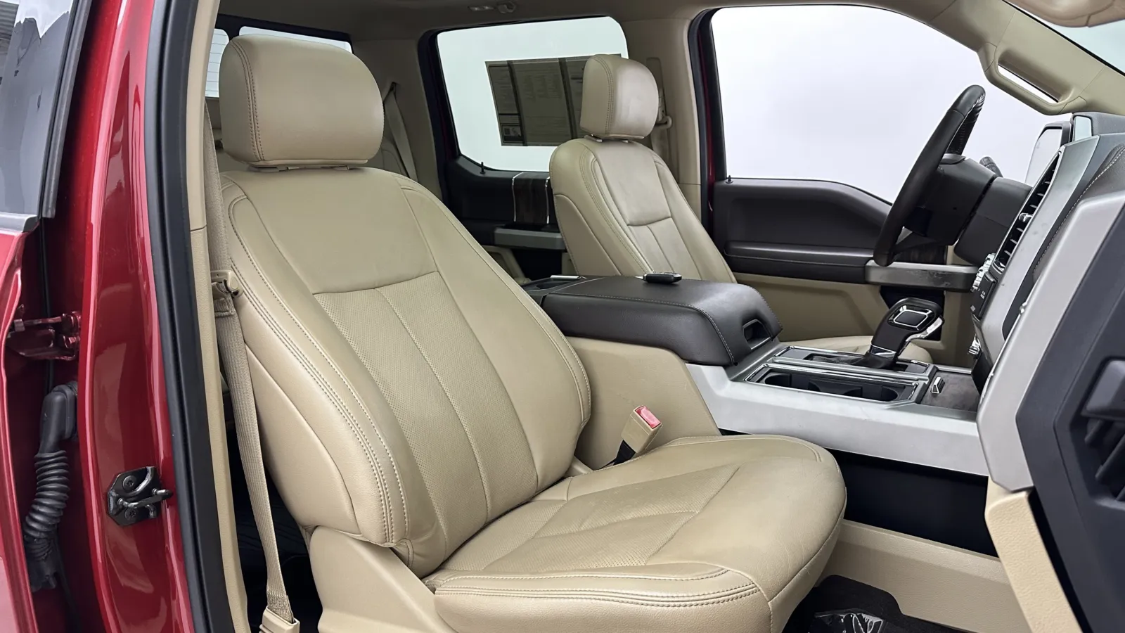 Ford F-150 photo 43