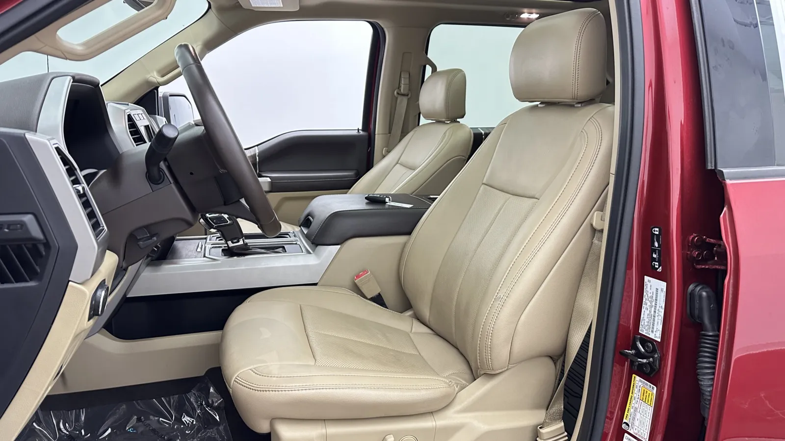 Ford F-150 photo 17
