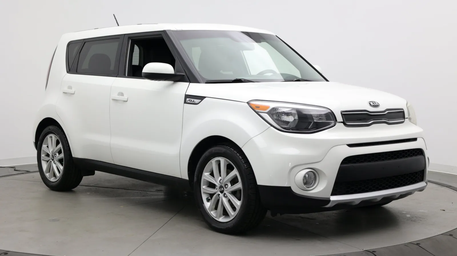Kia Soul photo 3