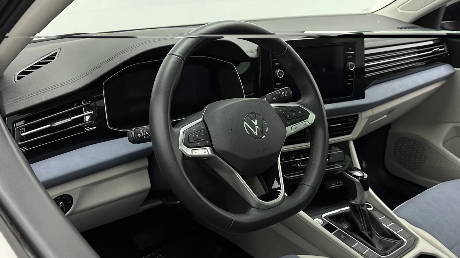 Volkswagen Jetta photo 10