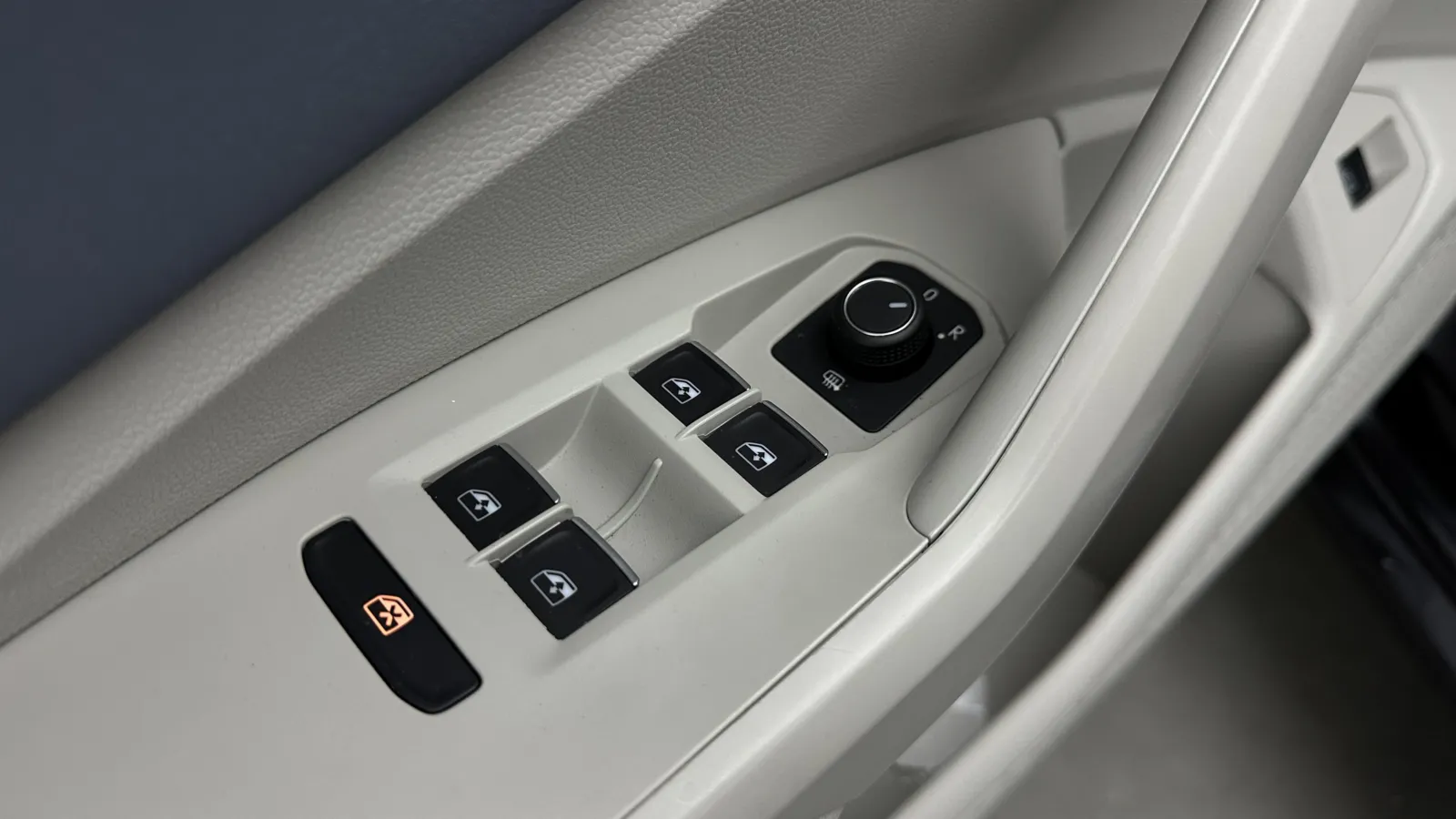 Volkswagen Jetta photo 14