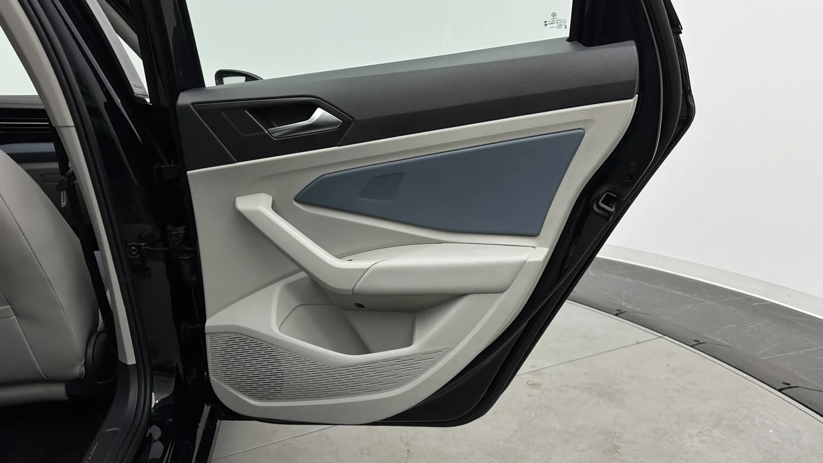 Volkswagen Jetta photo 32