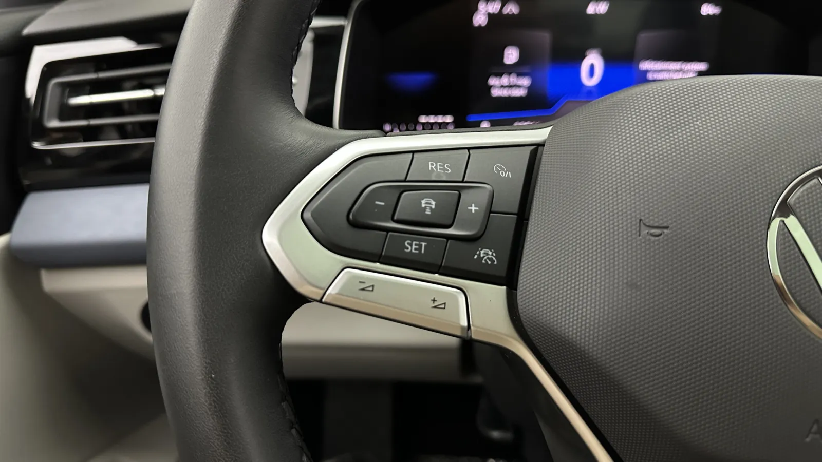 Volkswagen Jetta photo 22