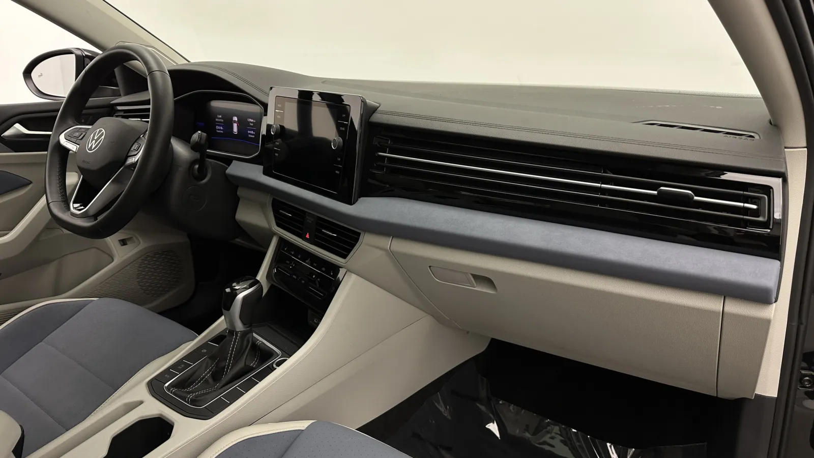 Volkswagen Jetta photo 37