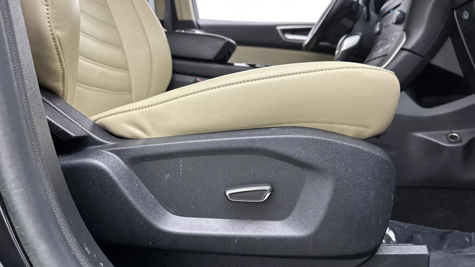 Ford Edge photo 33