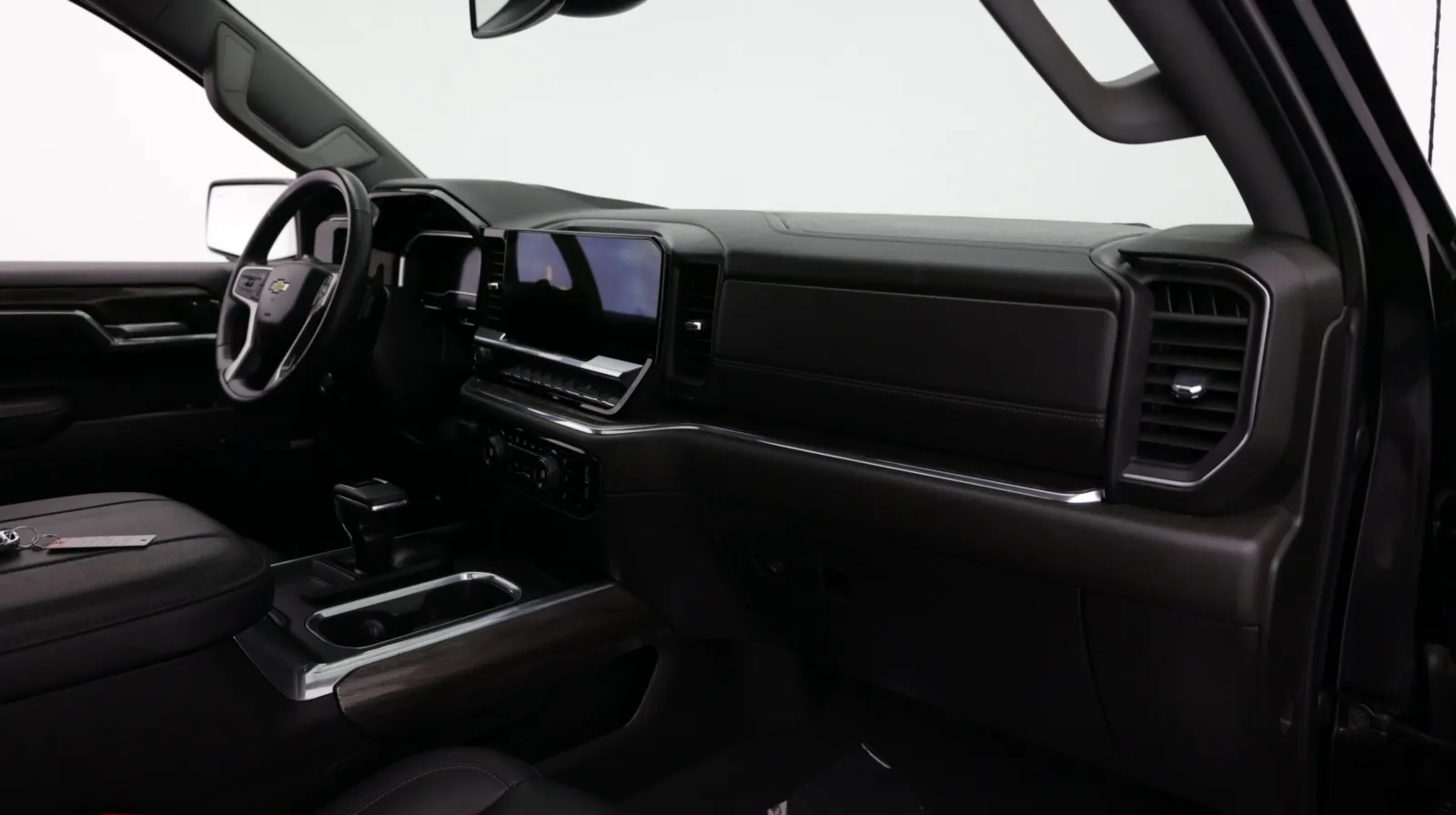 Chevrolet Silverado photo 44