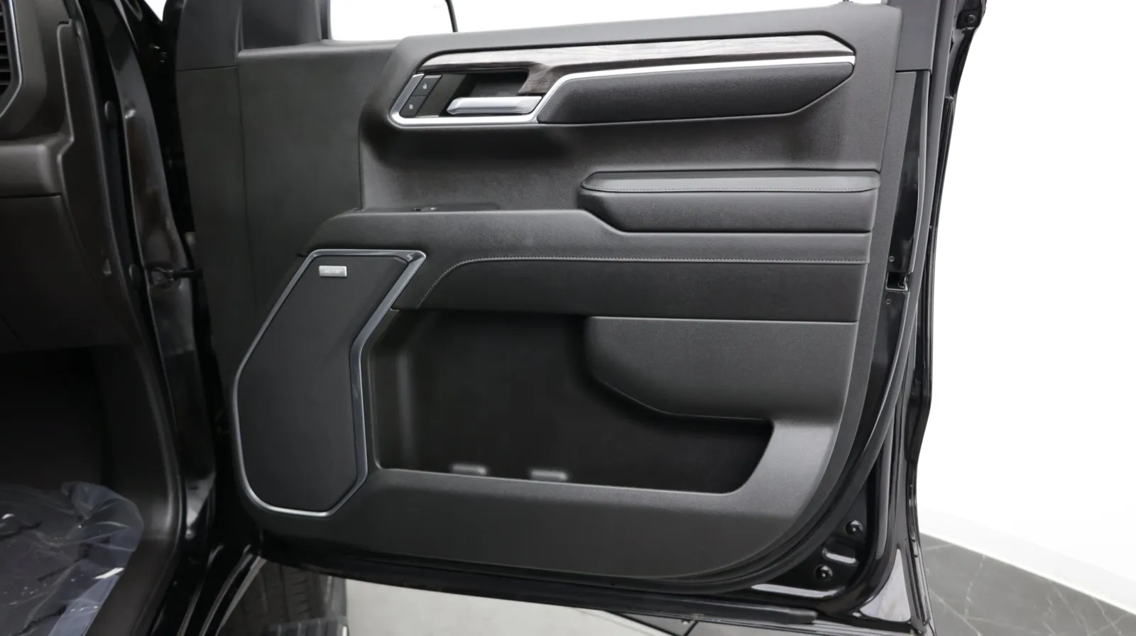 Chevrolet Silverado photo 41