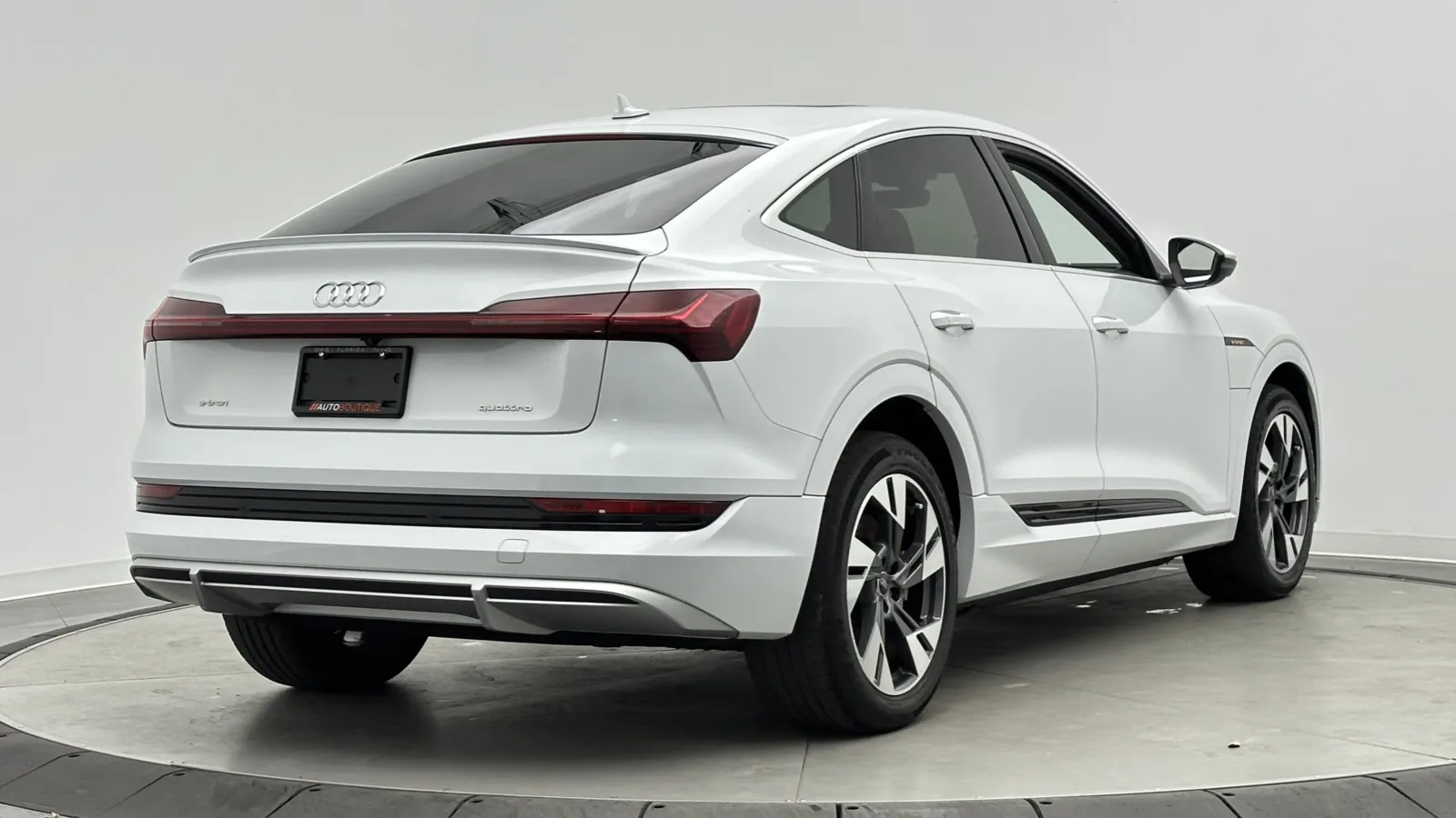Audi e-tron Sportback photo 9