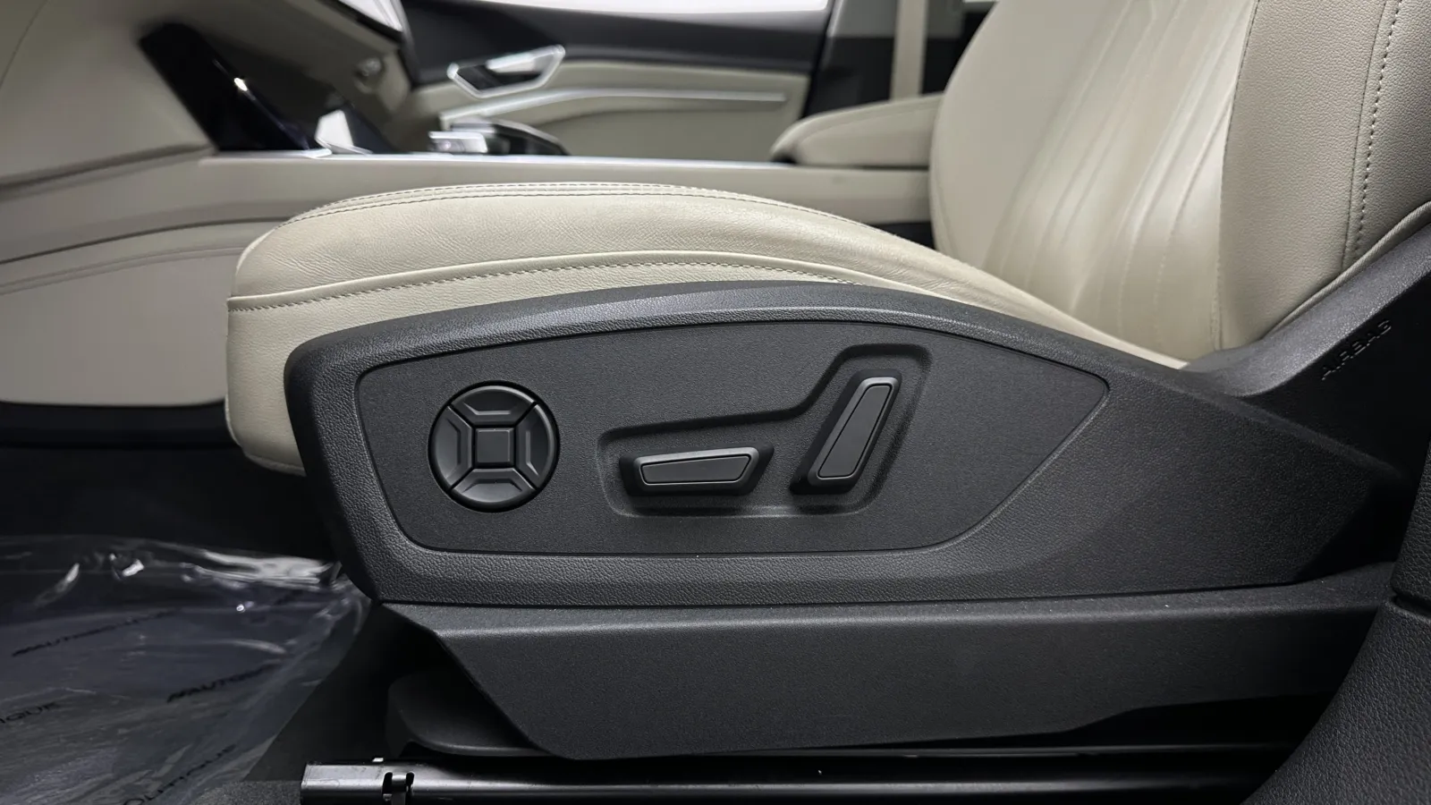 Audi e-tron Sportback photo 16