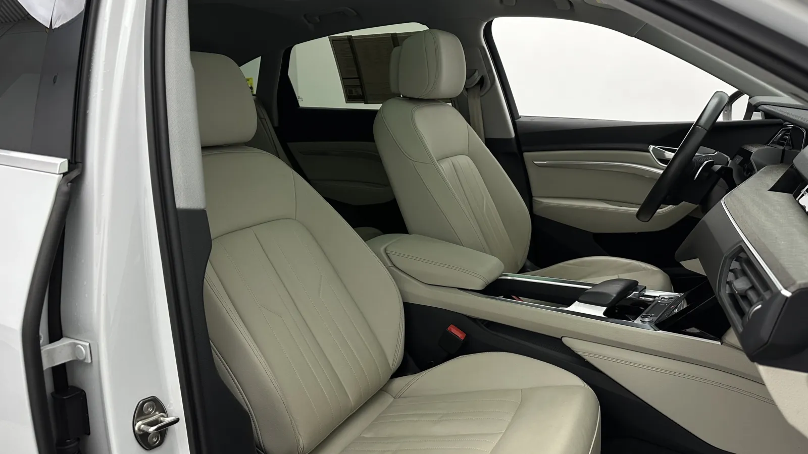 Audi e-tron Sportback photo 38
