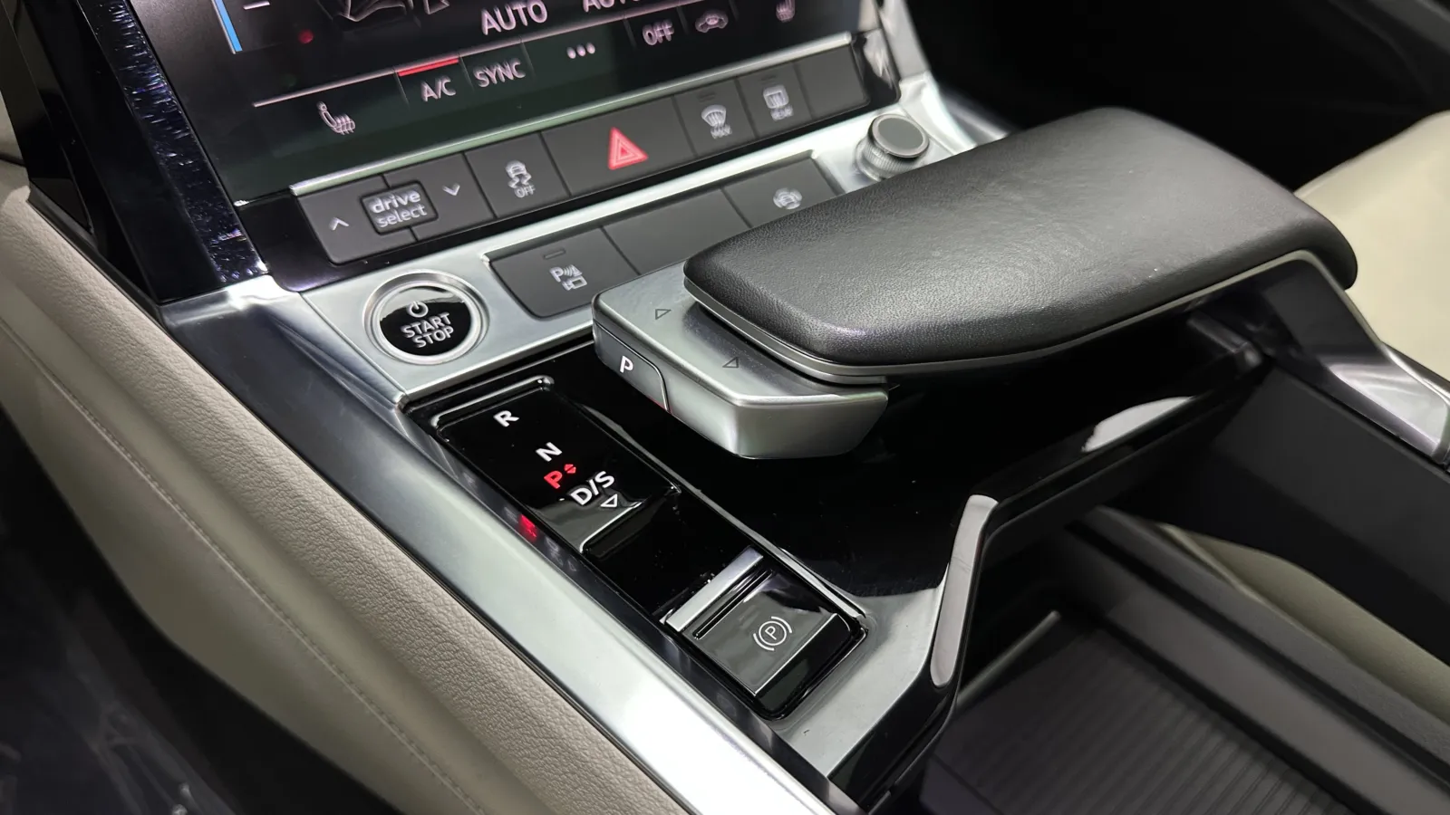 Audi e-tron Sportback photo 20