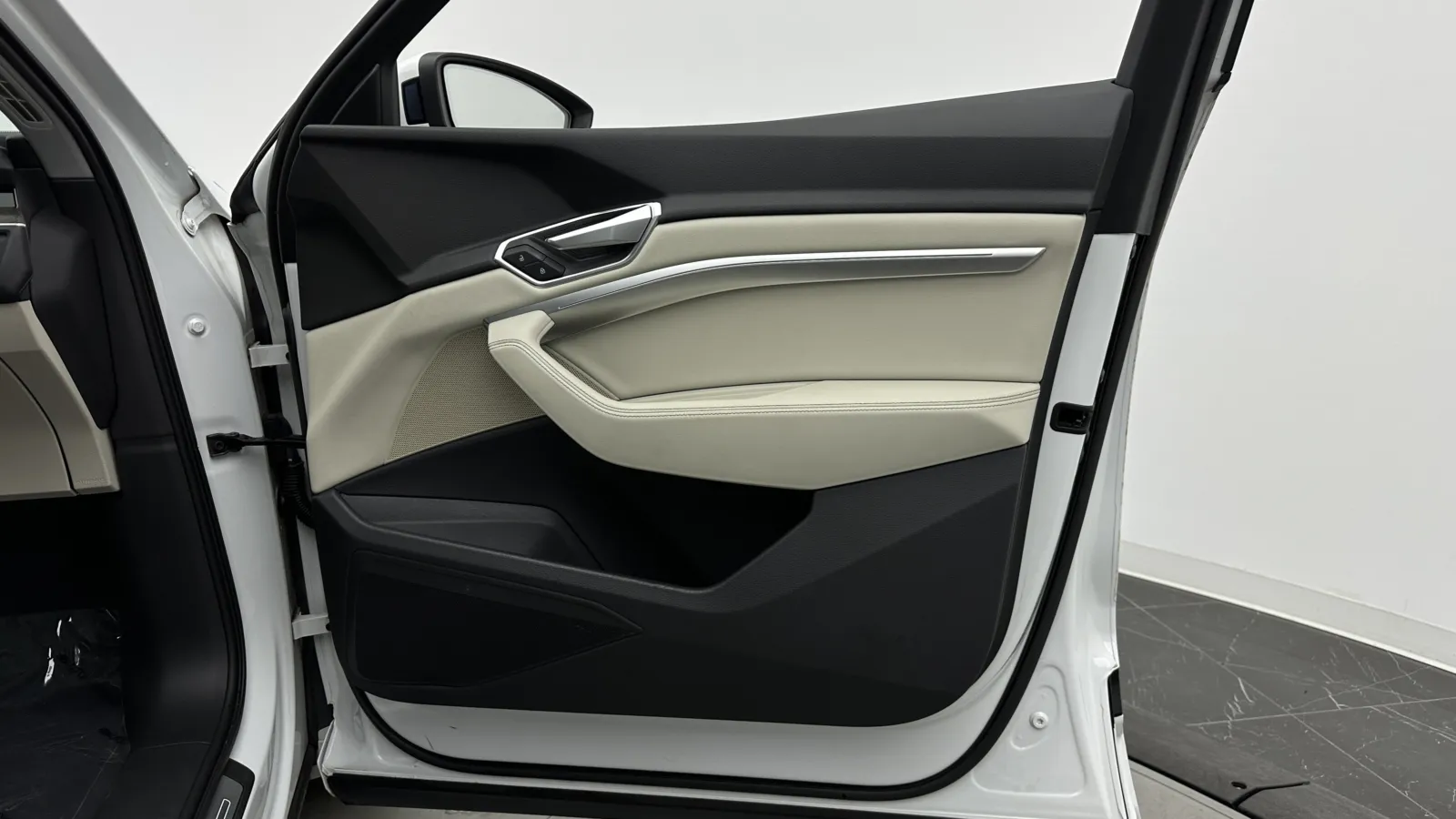 Audi e-tron Sportback photo 34