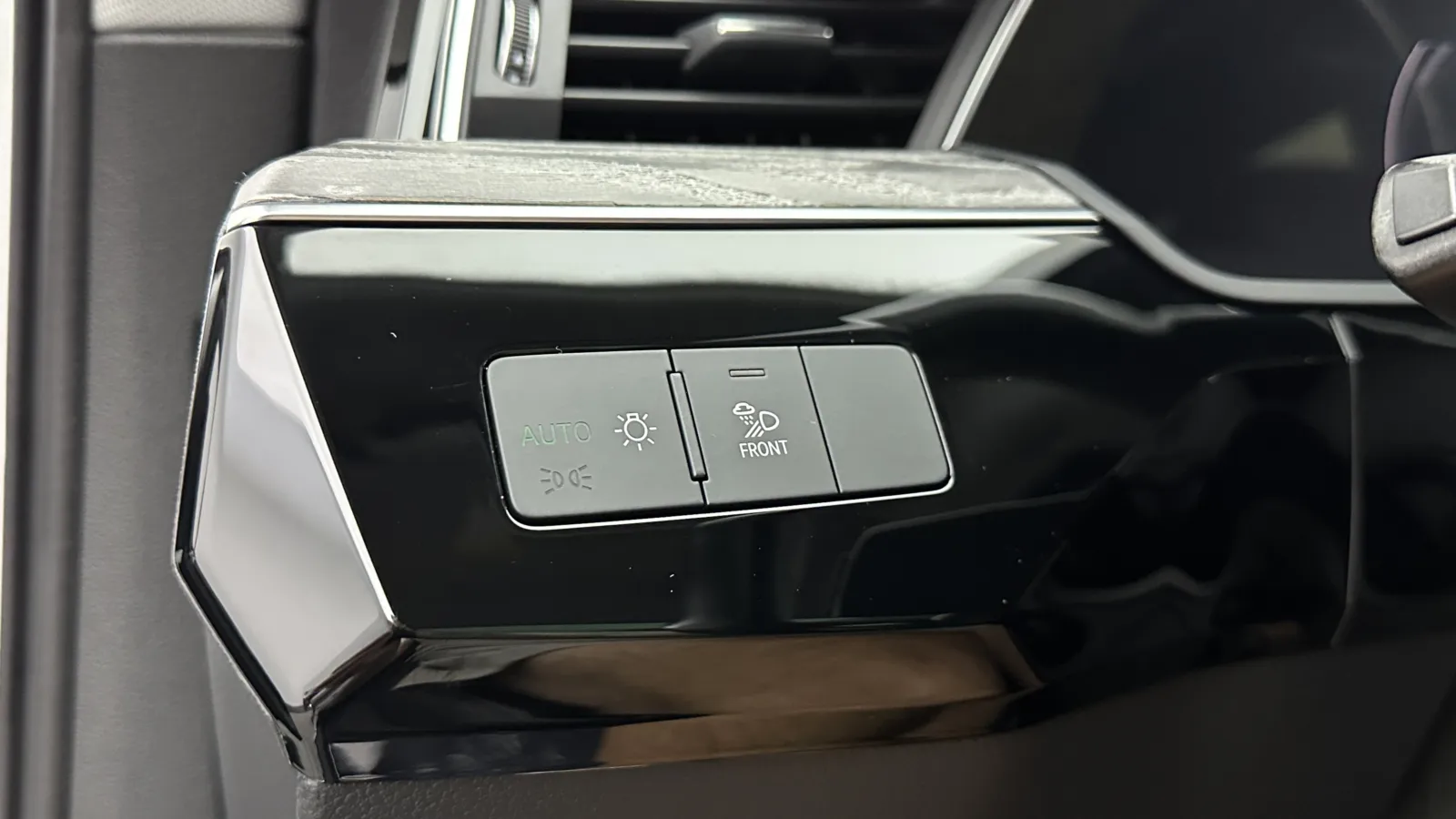 Audi e-tron Sportback photo 18