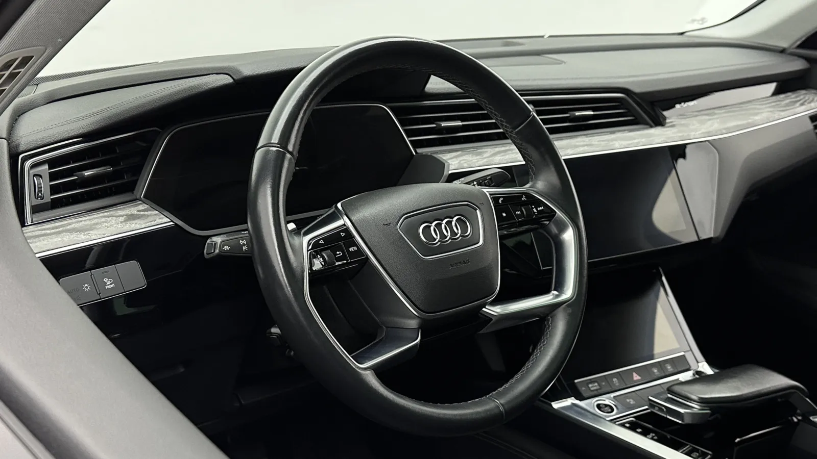 Audi e-tron Sportback photo 10