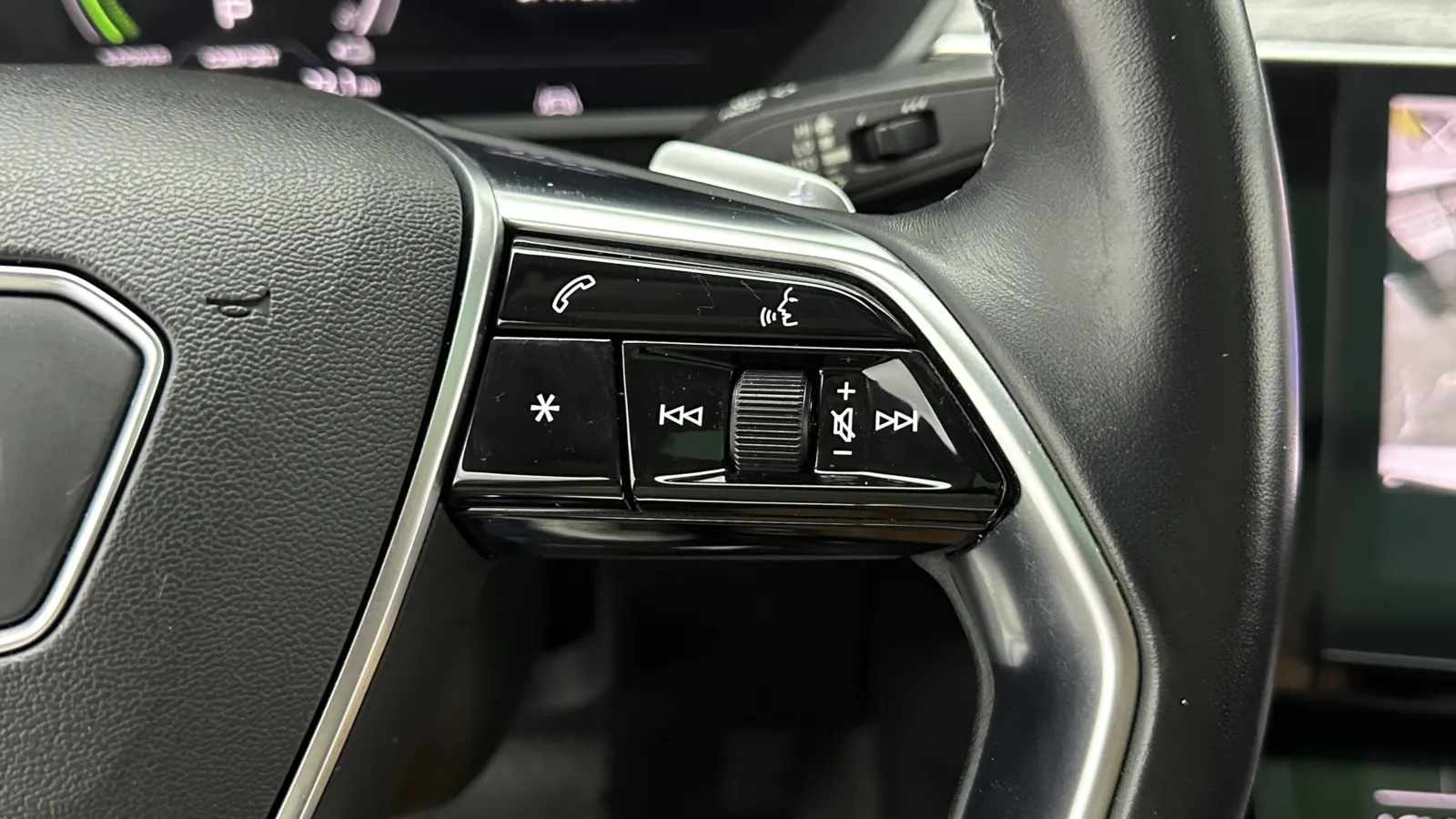 Audi e-tron Sportback photo 25