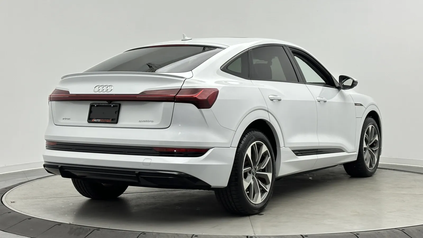 Audi e-tron Sportback photo 9