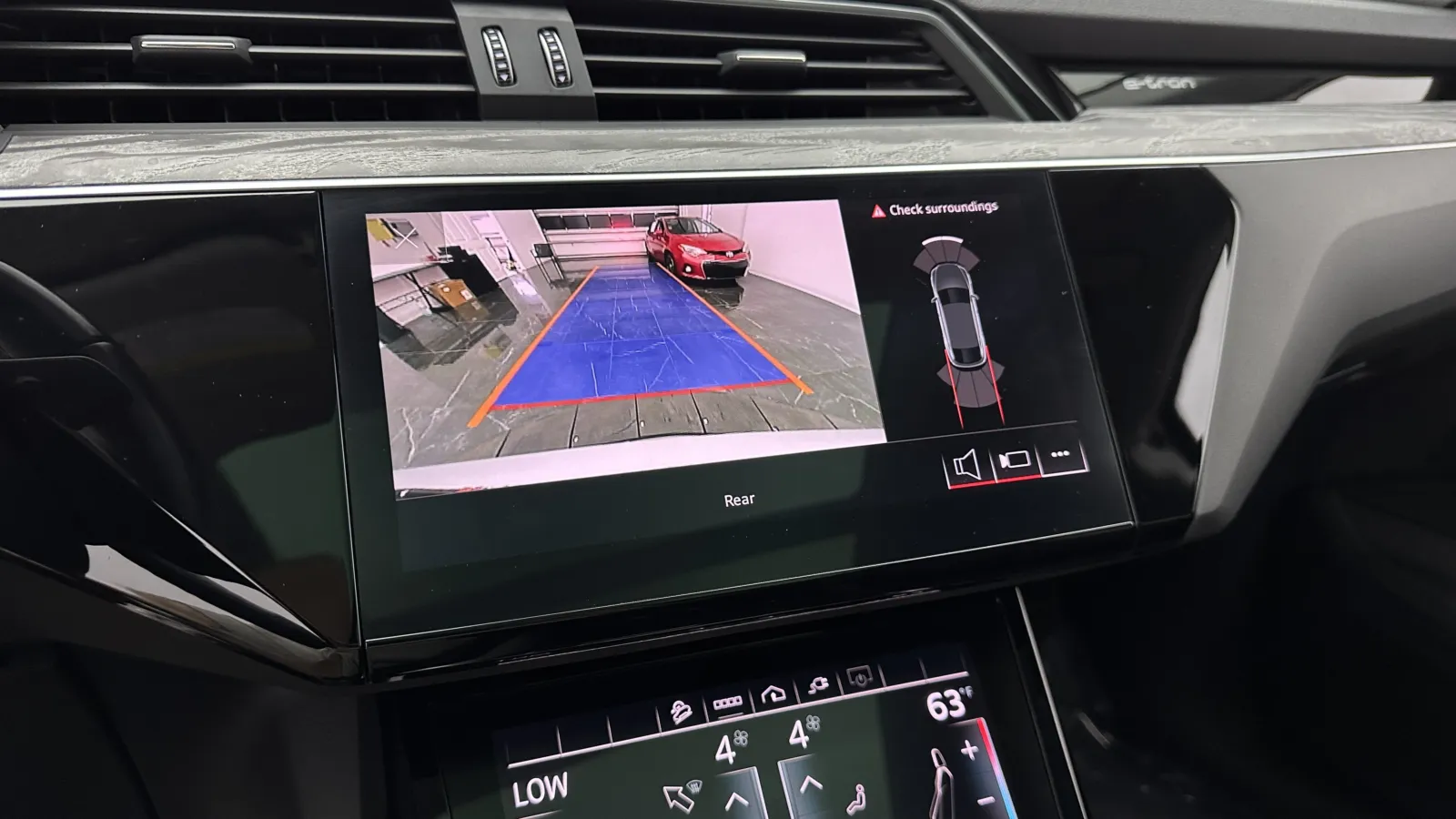 Audi e-tron Sportback photo 22