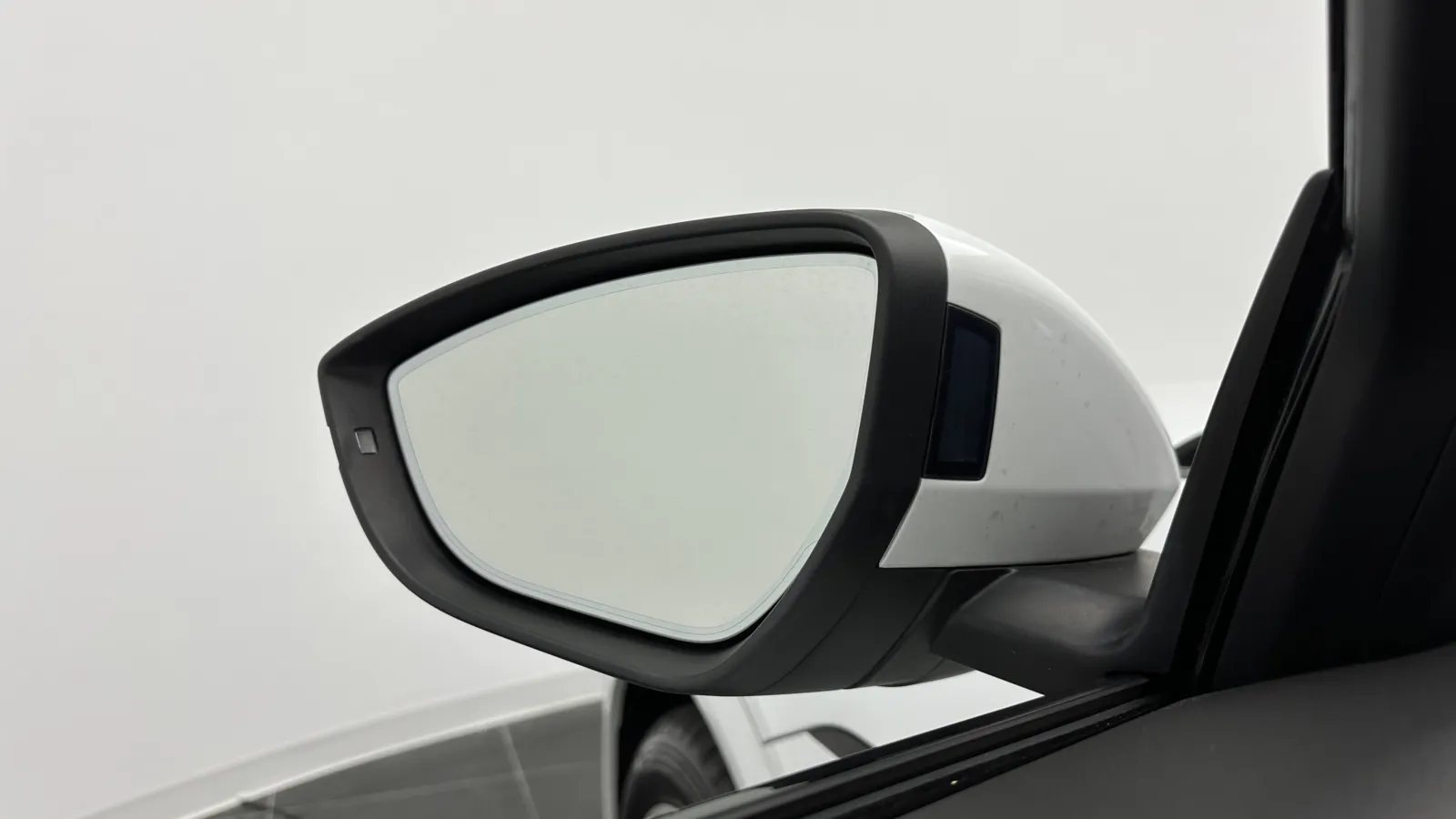 Audi e-tron Sportback photo 14