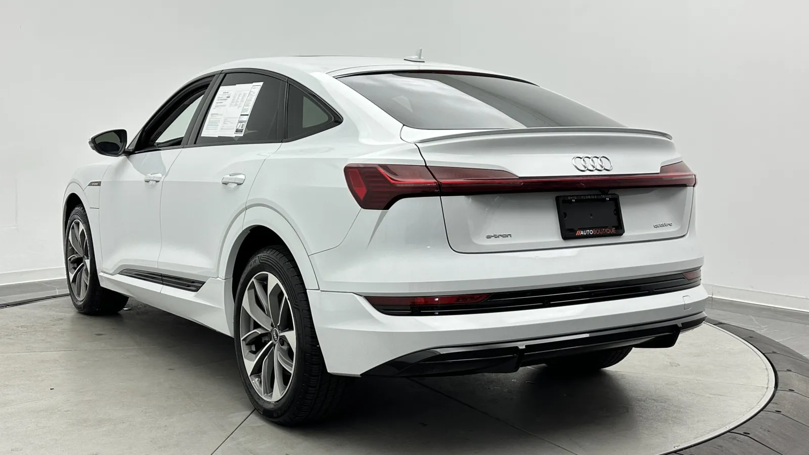 Audi e-tron Sportback photo 7