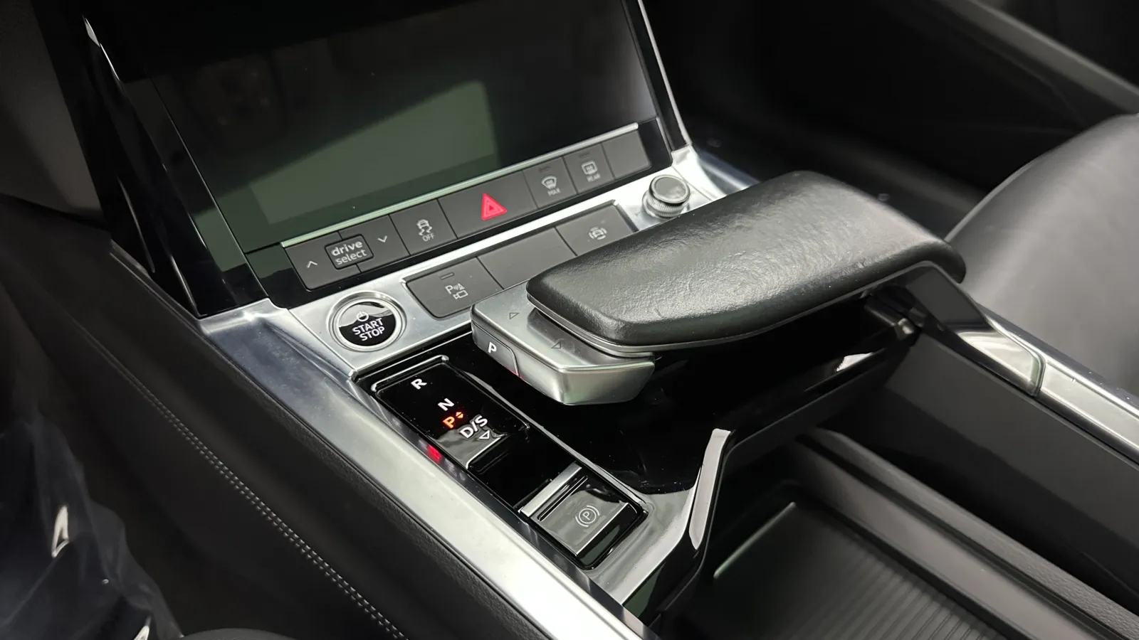 Audi e-tron Sportback photo 19