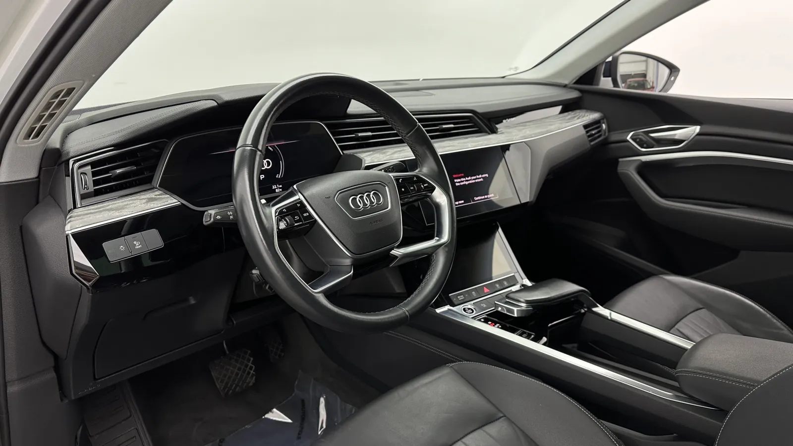 Audi e-tron Sportback photo 12