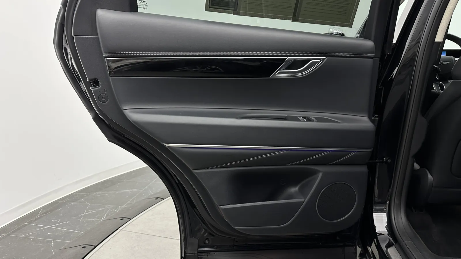 Genesis GV80 photo 27