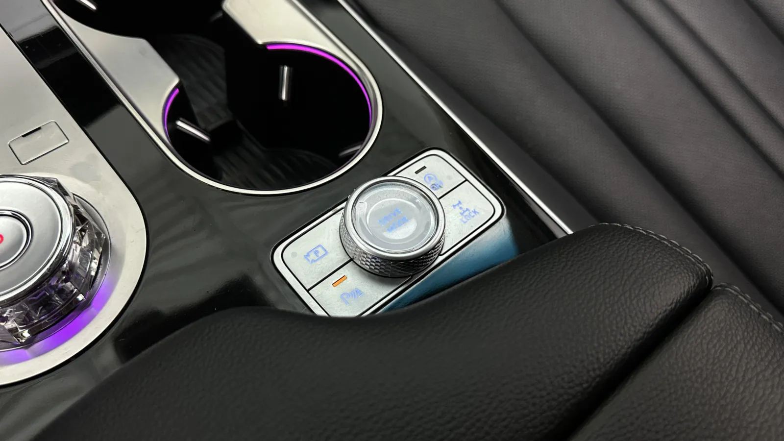 Genesis GV80 photo 23