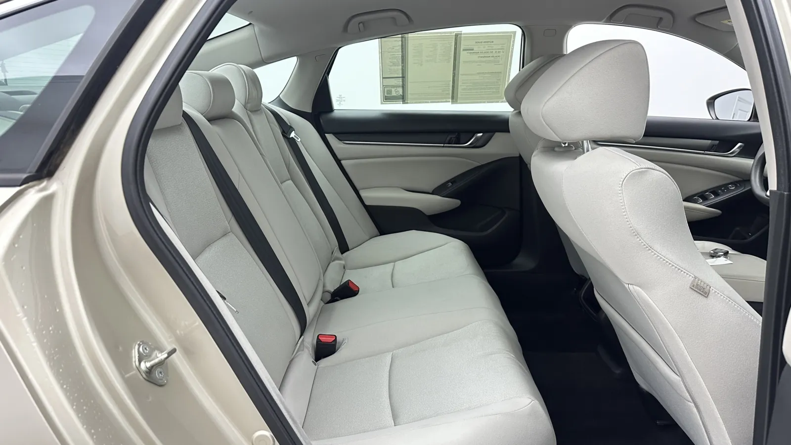 Honda Accord photo 22