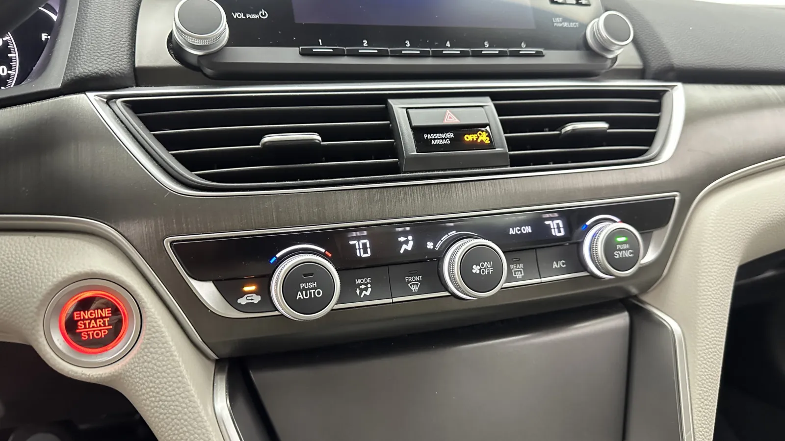 Honda Accord photo 13