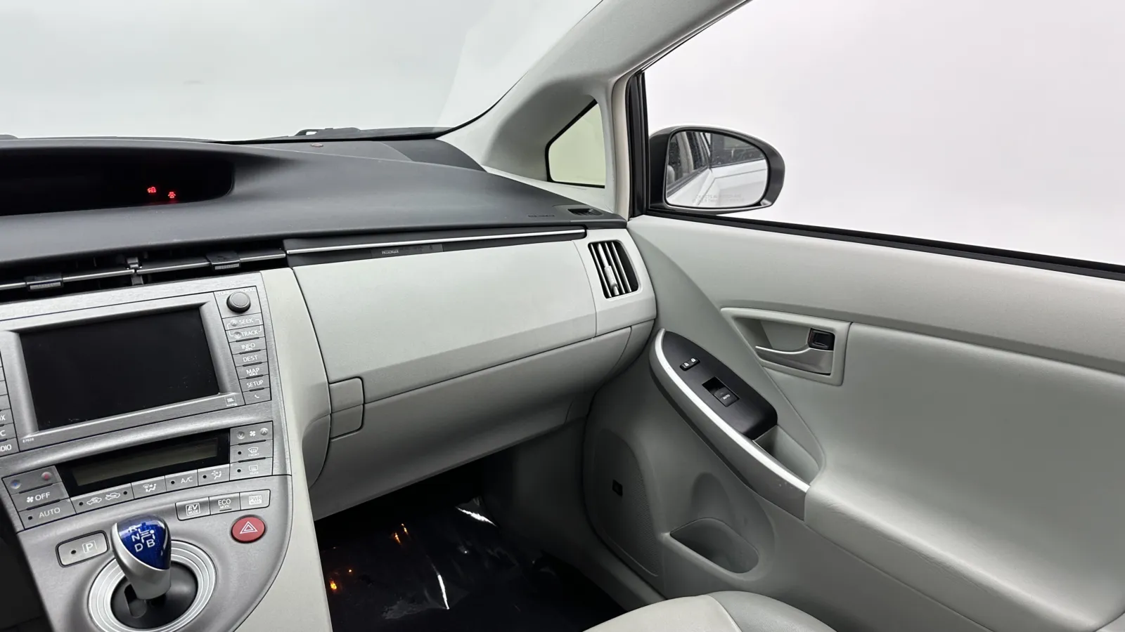 Toyota Prius photo 30