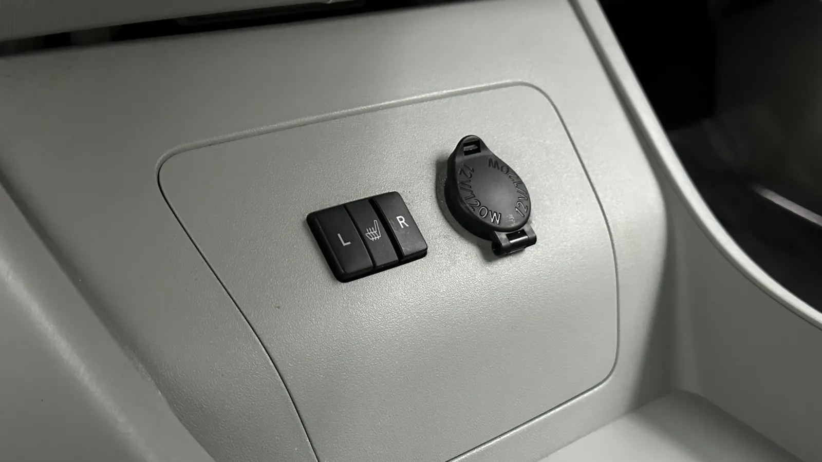 Toyota Prius photo 21
