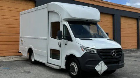 Another view of 2021 MERCEDES-B SPRINTER 4 4500 for sale in Jacksonville, FL at Auto Boutique Florida