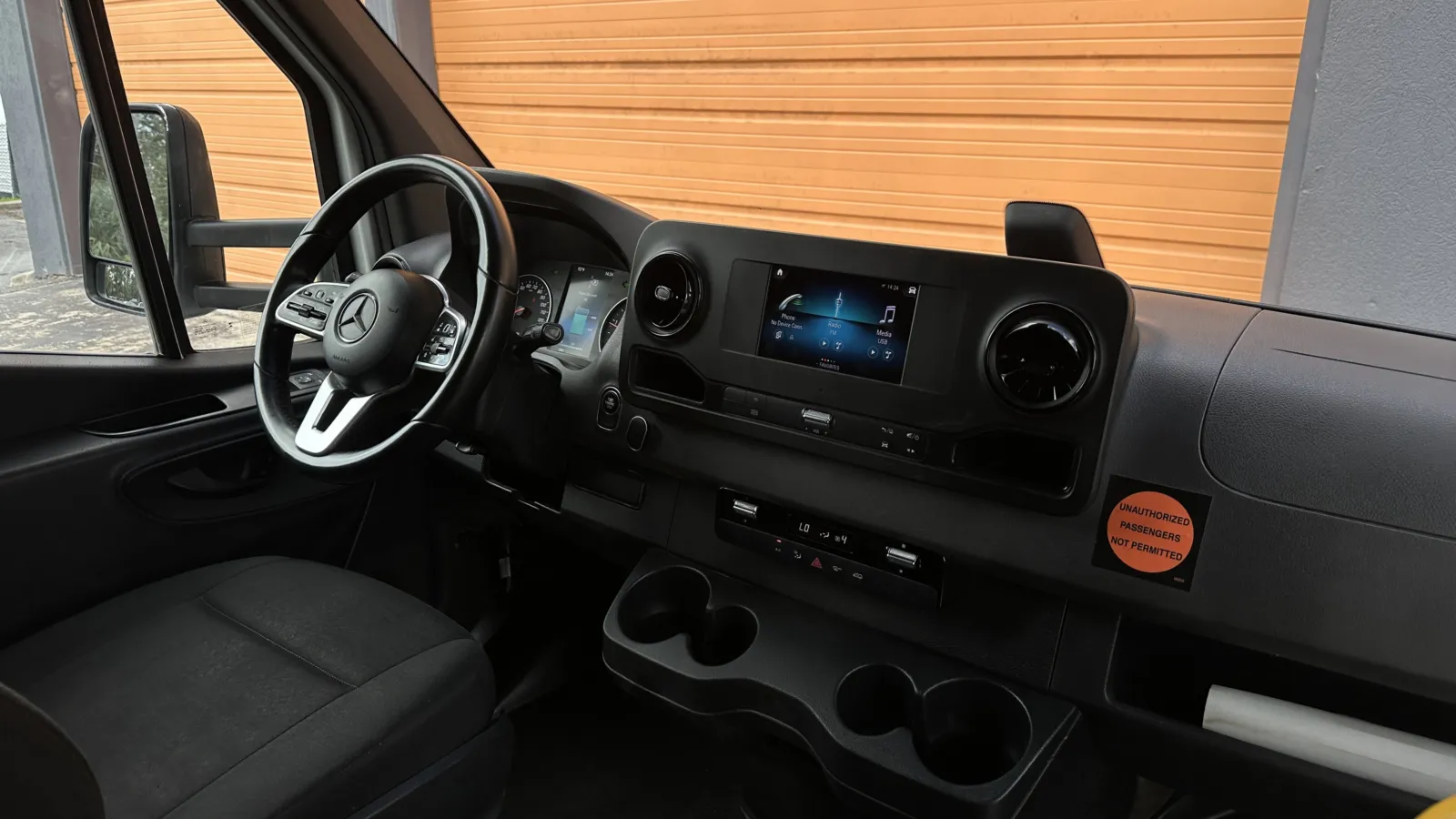 Mercedes-b Sprinter photo 17