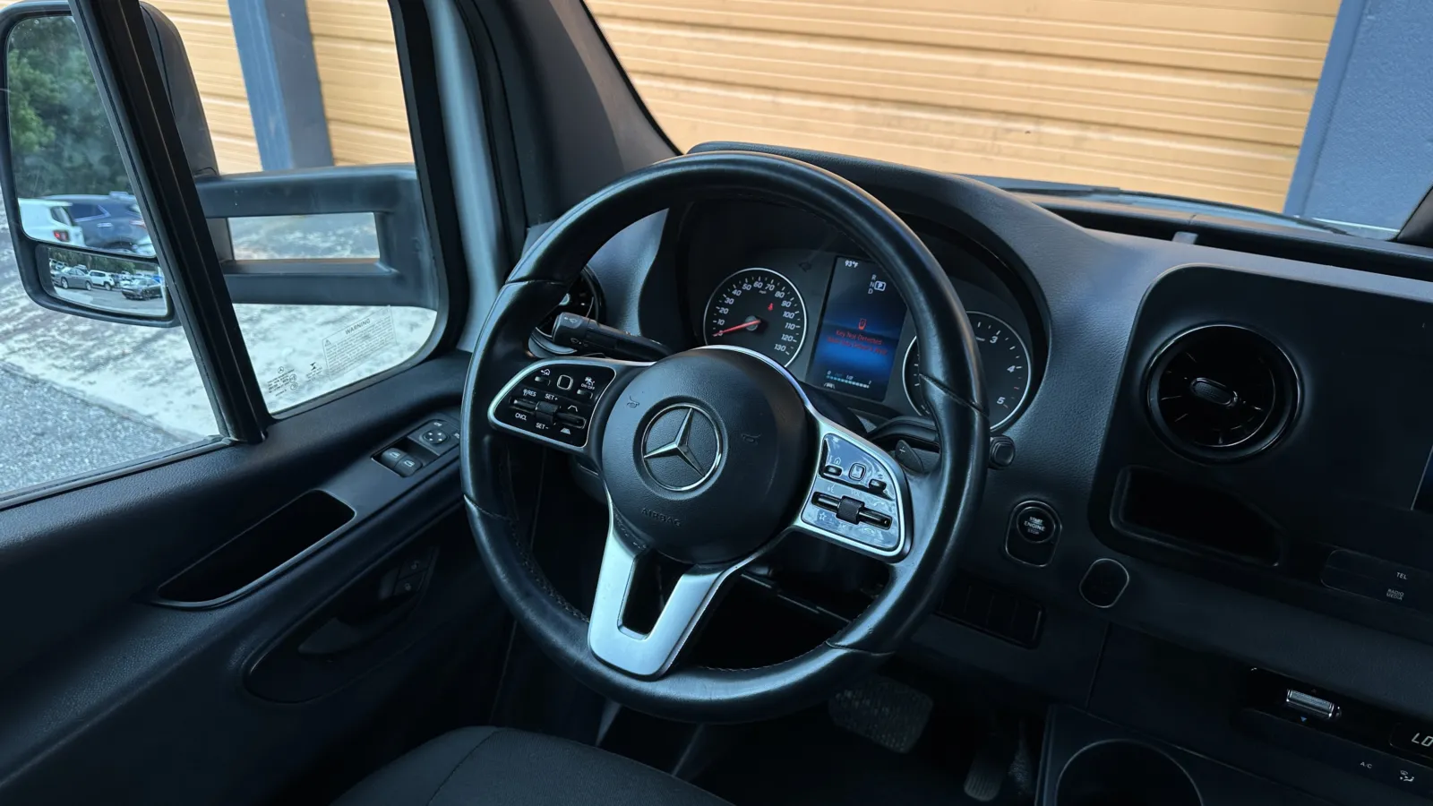 Mercedes-b Sprinter photo 16