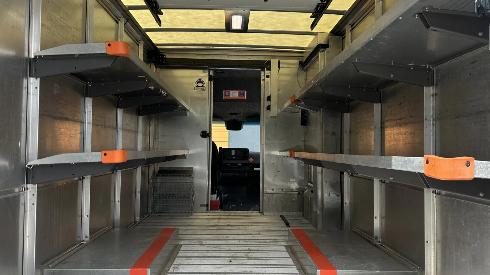 Mercedes-b Sprinter photo 25