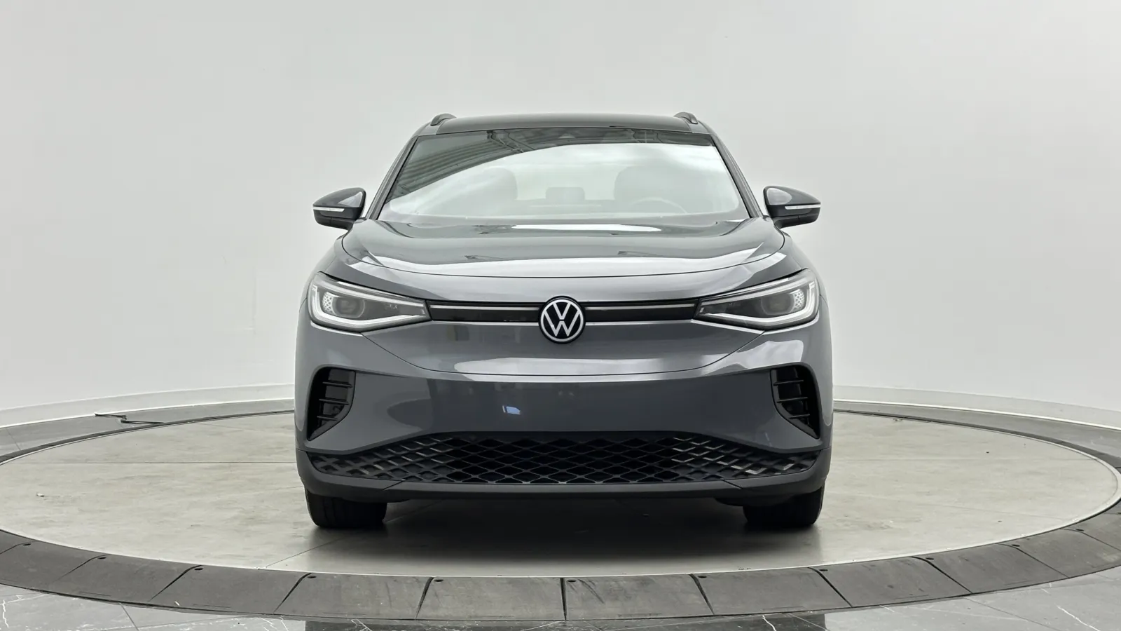 Volkswagen ID.4 photo 2