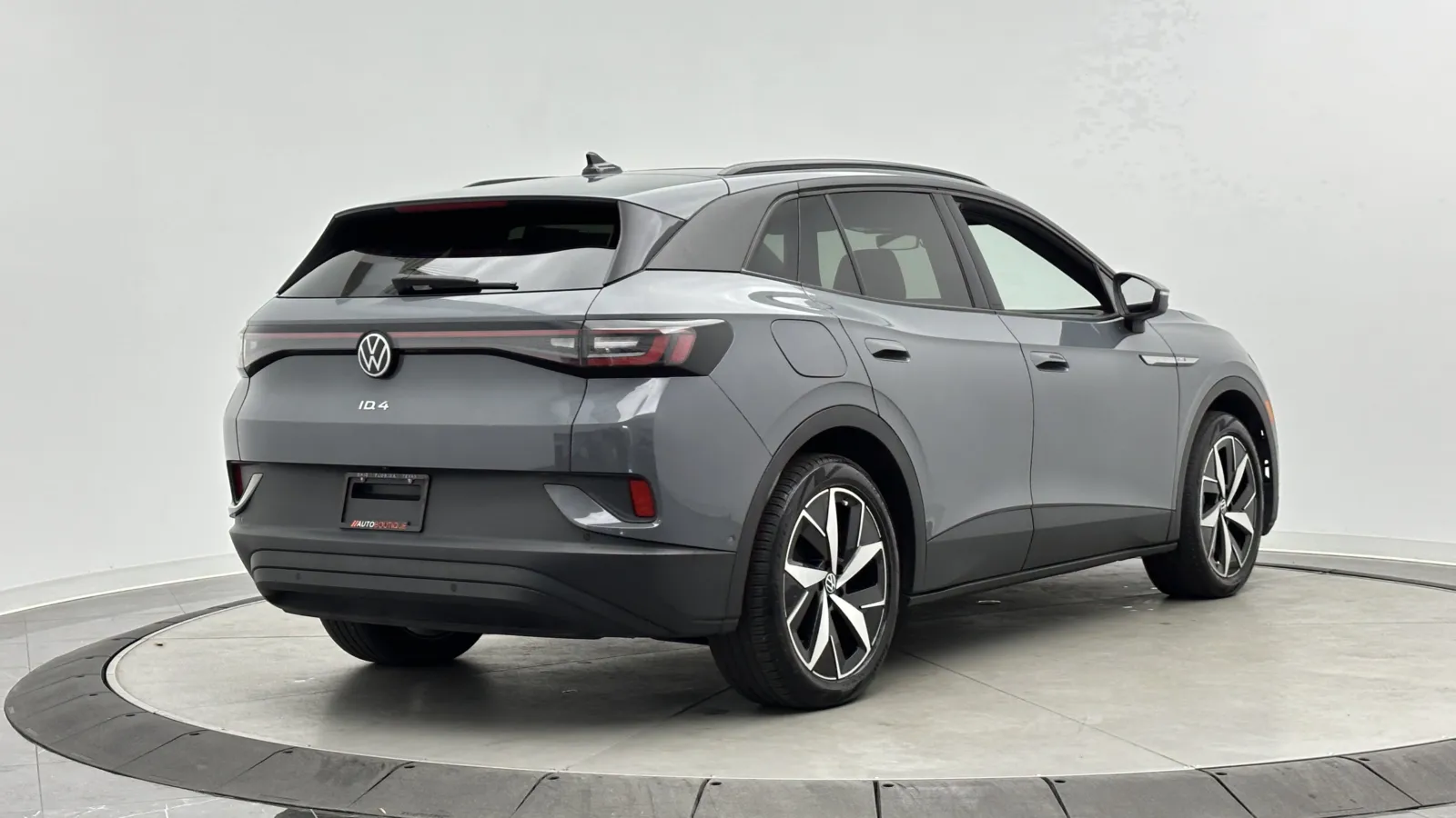 Volkswagen ID.4 photo 8