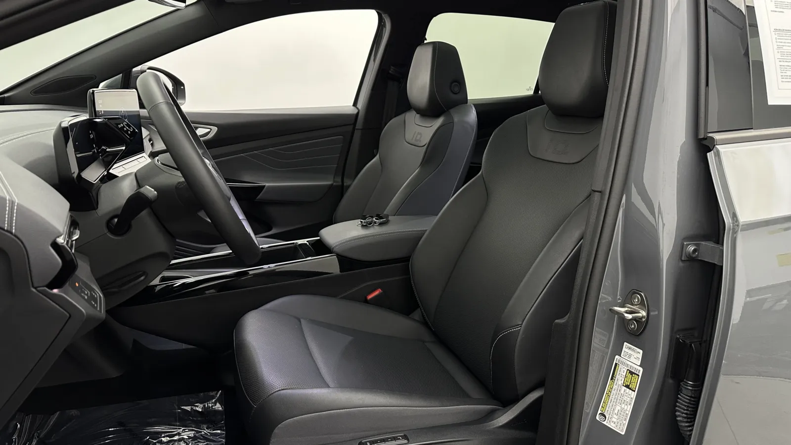 Volkswagen ID.4 photo 15