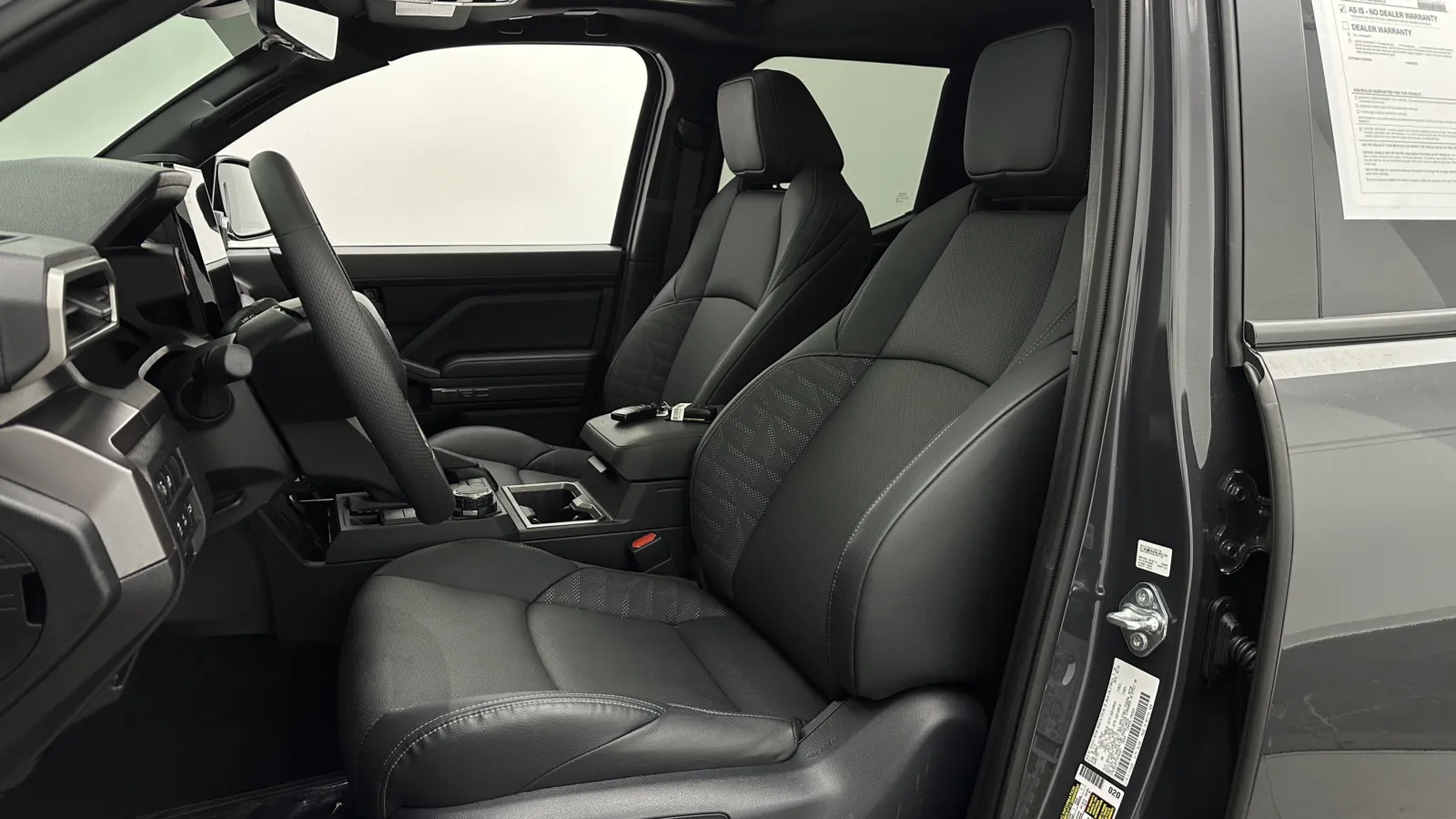 Toyota Tacoma photo 16