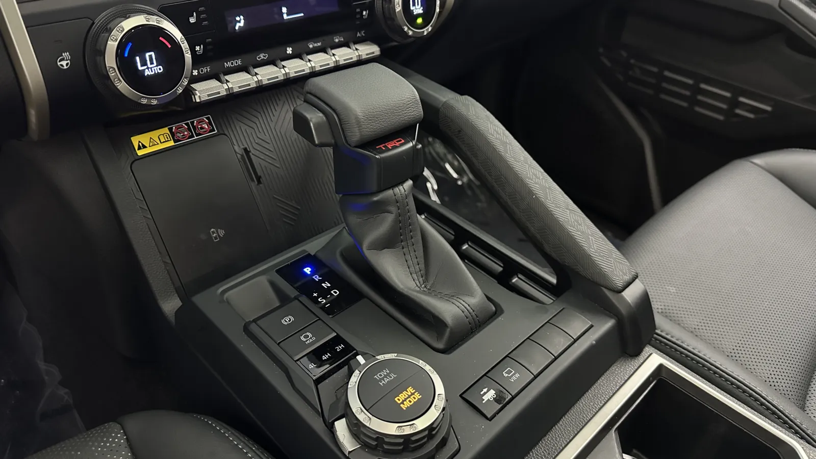 Toyota Tacoma photo 22