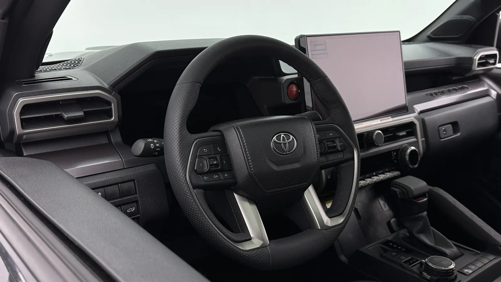 Toyota Tacoma photo 9