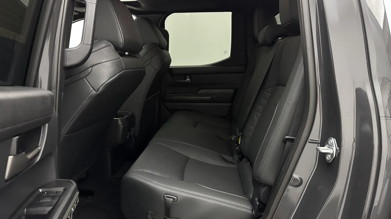 Toyota Tacoma photo 27