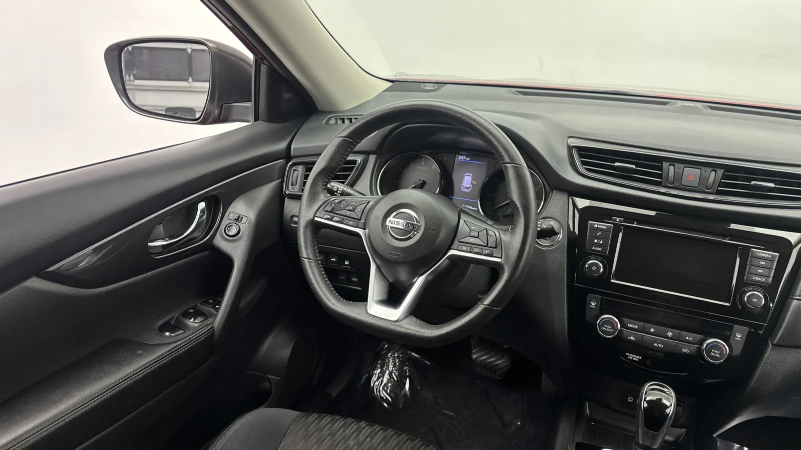 Nissan Rogue photo 31