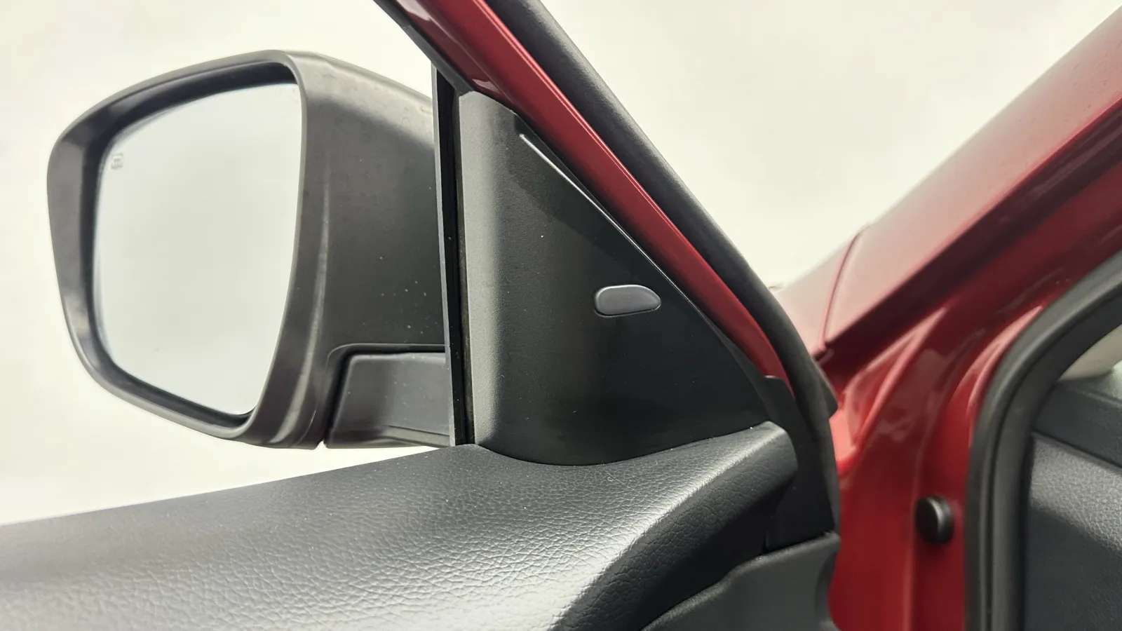 Nissan Rogue photo 11