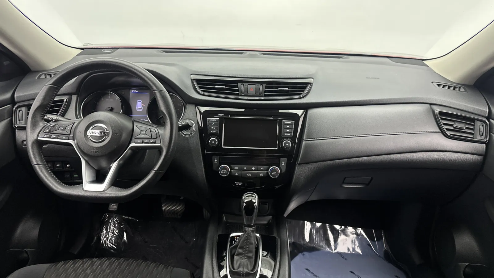Nissan Rogue photo 32