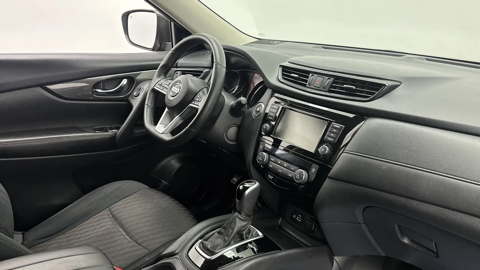 Nissan Rogue photo 35