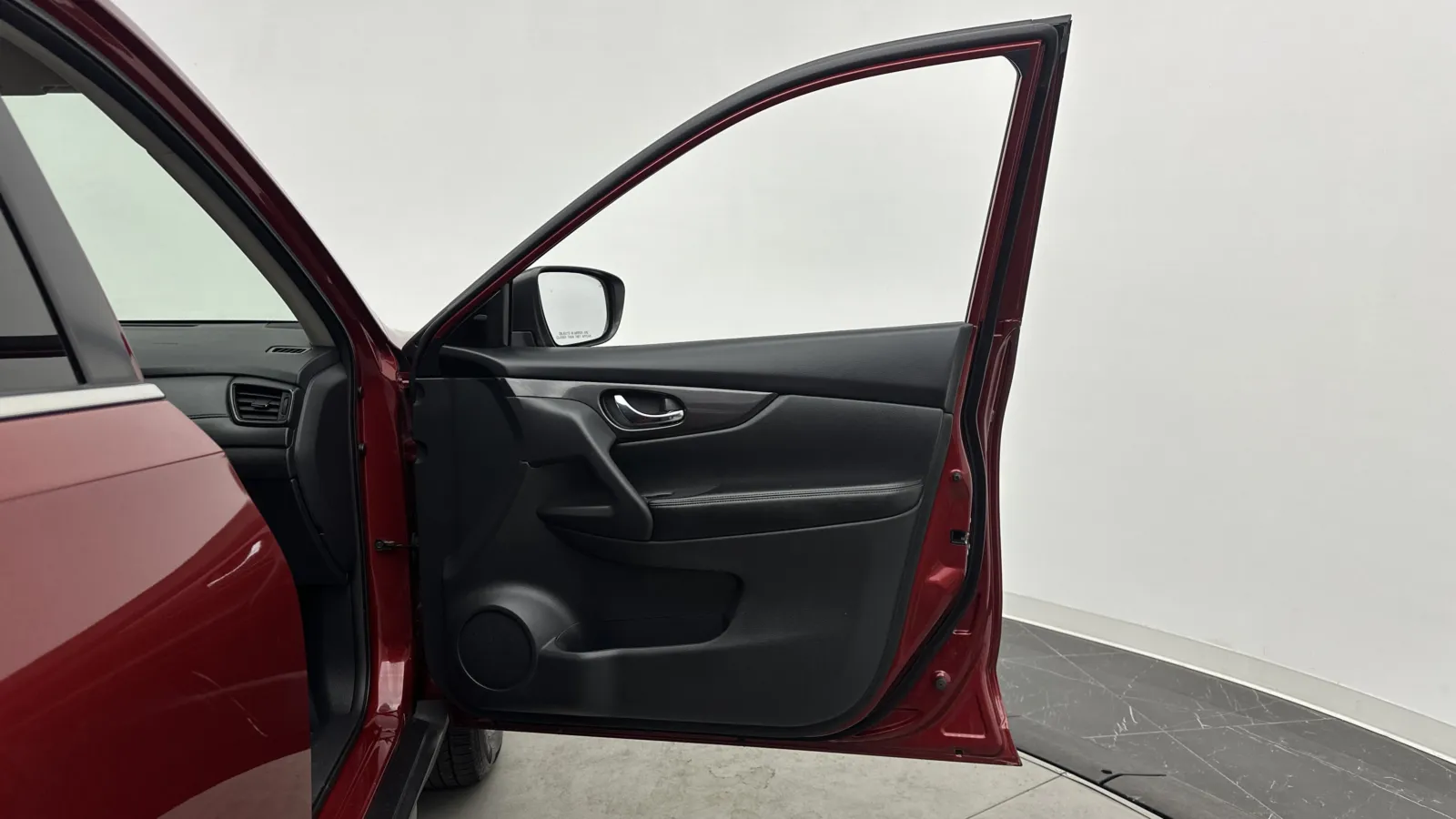 Nissan Rogue photo 34