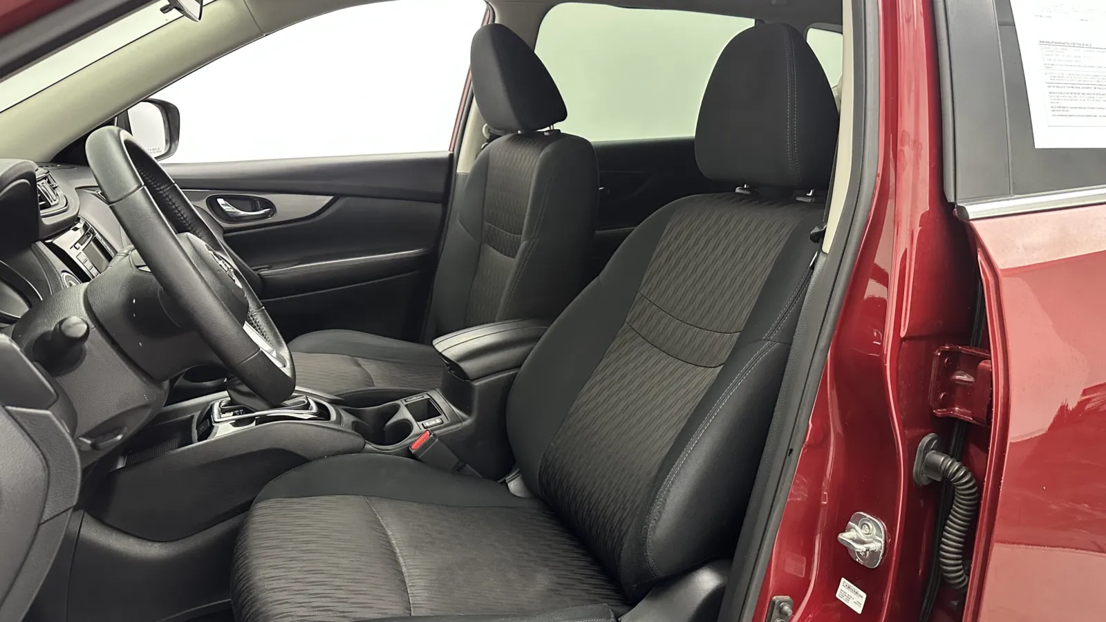 Nissan Rogue photo 15