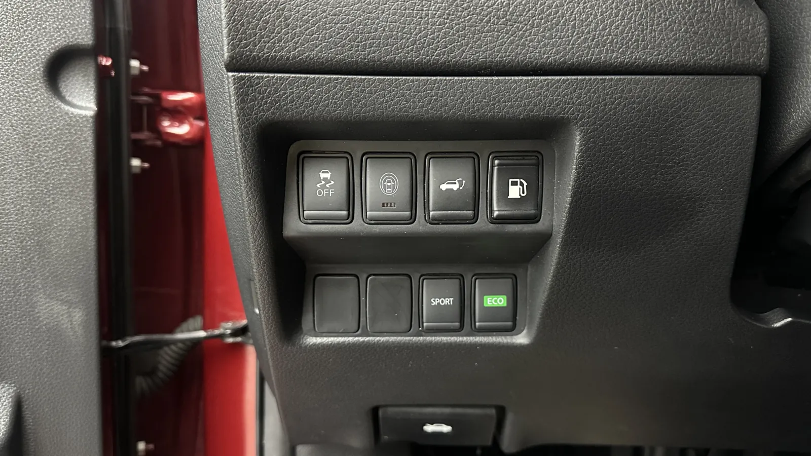 Nissan Rogue photo 17