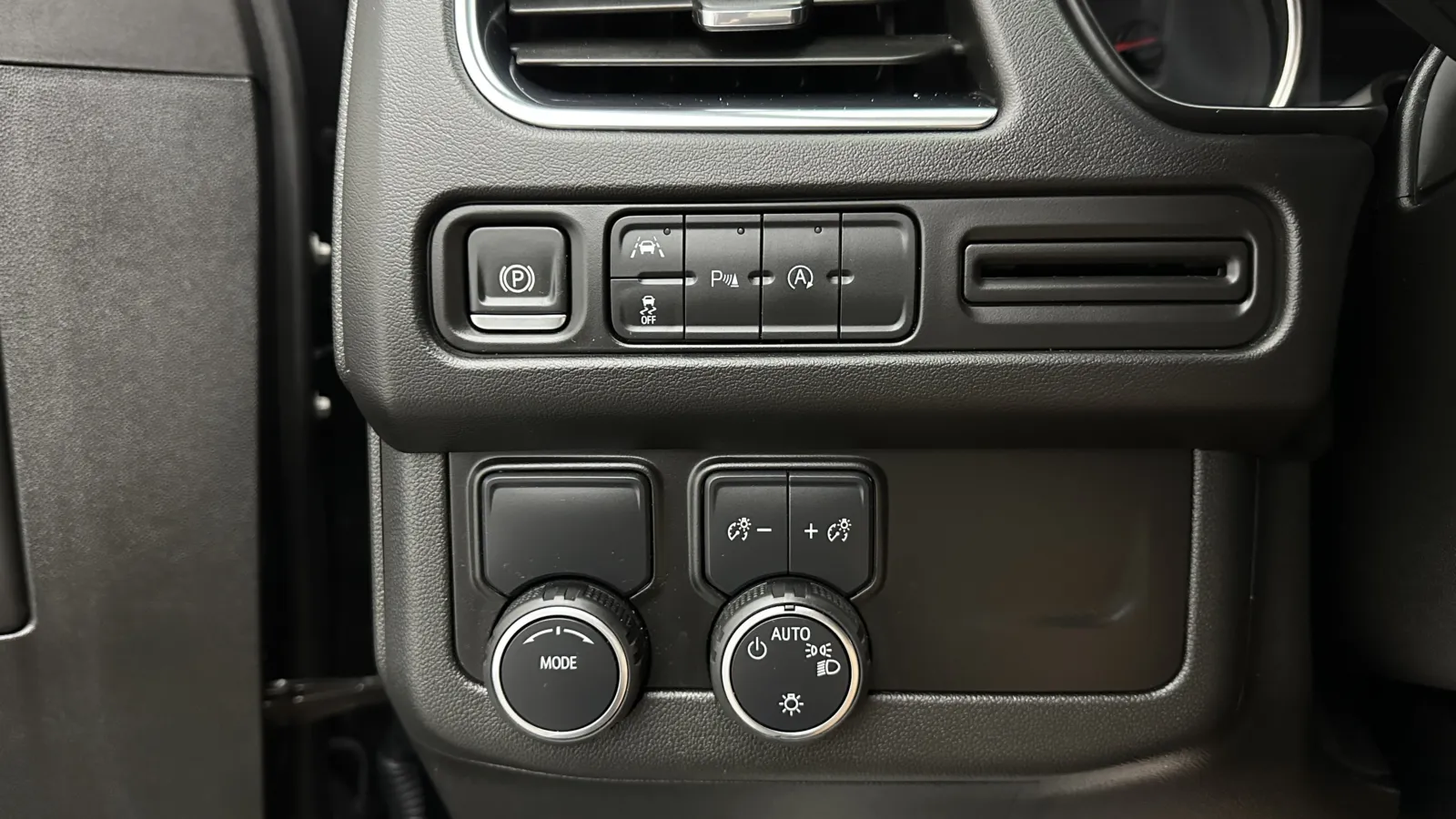 Chevrolet Tahoe photo 15